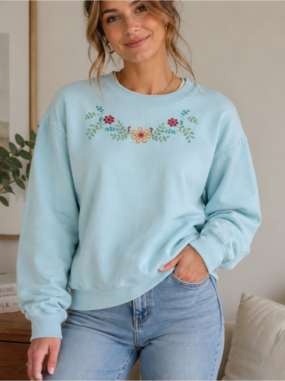 Vintage Floral Embroidered Crewneck Sweatshirt Cottagecore Pastel Blue | Size S